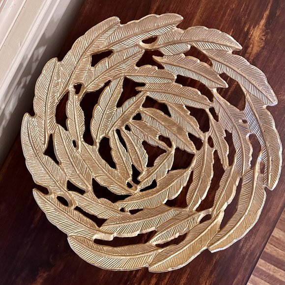 Gorgeous Gold Metal Feather Motif Centerpiece-Bowl - Picture 8 of 16